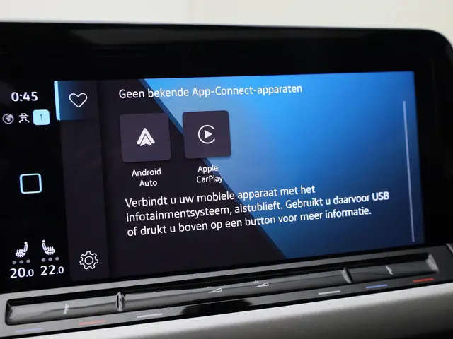 Volkswagen Golf 1.0TSI/110PK Life 2024 Benzine 10