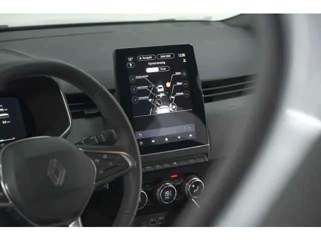 Renault Clio TCe 90 GPF techno 2025 Benzine 59