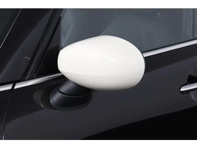 MINI Cooper Mini 1.5 60 Years Edition 2020 Benzine 29