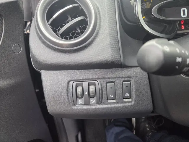 Renault Clio 0.9 TCe Night&Day 2016 Benzine 5