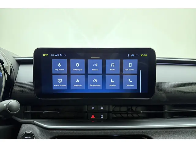 Fiat 600e Abarth Scorpionissima 54 kWh 2026 Elektrisch 38