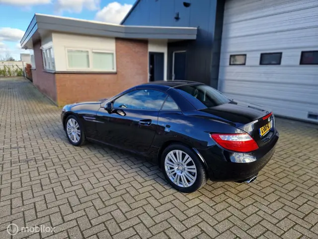 Mercedes-Benz SLK 200 2012 Benzine 4