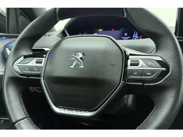 Peugeot 3008 1.2T 130pk GT 2024 Benzine 23
