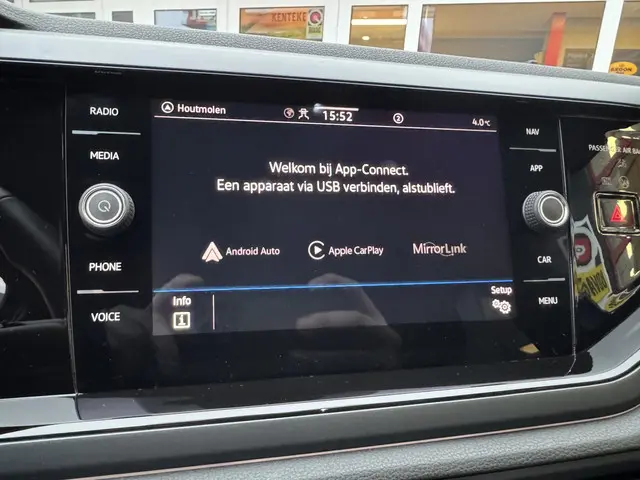 Volkswagen Polo 1.0 TSI R-Line Business 2022 Benzine 24