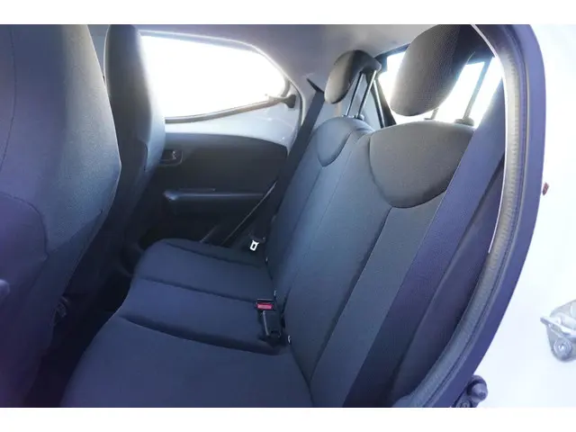 Toyota Aygo 1.0 VVT-i x-fun 2022 Benzine 23