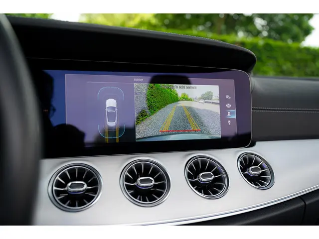 Mercedes-Benz E-Klasse Cabrio 200e 4MATIC 2021 Benzine 16