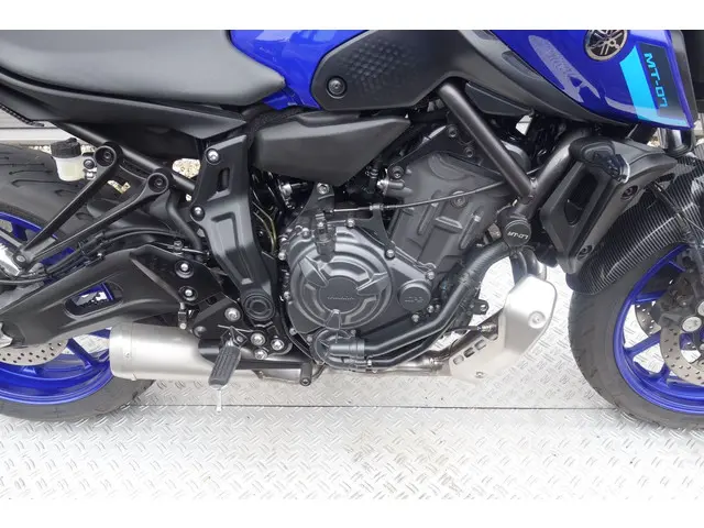 Yamaha MT 07 ABS 2021 Benzine 9
