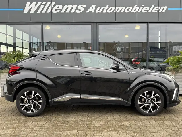 Toyota C-HR 1.8 Hybrid Style Luxury 2022 Hybride Benzine 4