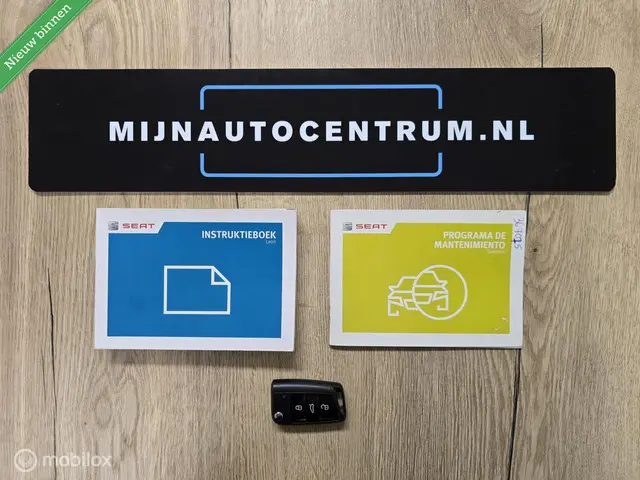 SEAT Leon 1.2 TSI Style / 1 JAAR APK✔️ / AIRCO❄️ 2014 Benzine 24