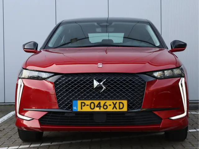 DS DS 4 1.2 PureTech Performance Line 2022 Benzine 6