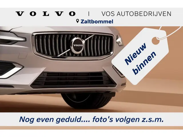 Volvo XC60 2.0 T5 FWD R-Design 2016 Benzine