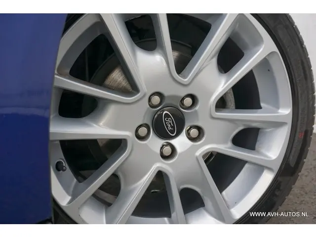 Ford Focus Wagon 1.0 Lease Edition 2017 Benzine 10