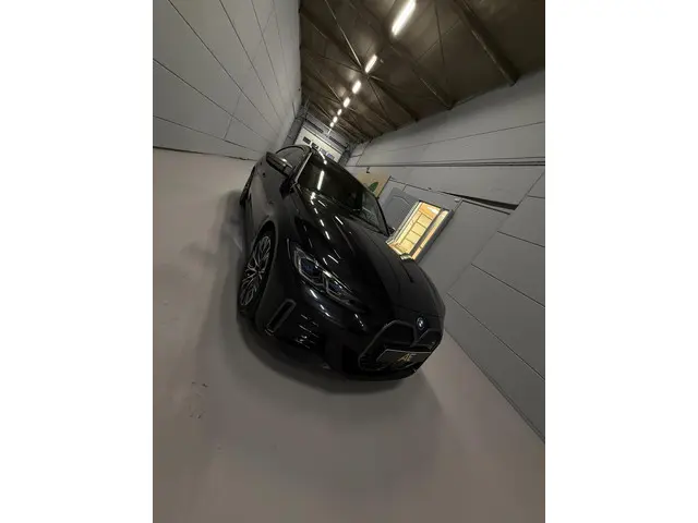 BMW i4 M50 High Executive 84 kWh 2023 Elektrisch 17