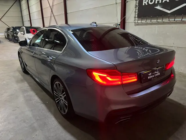 BMW 5 Serie 520i High Executive M-pakket 2018 Benzine 8