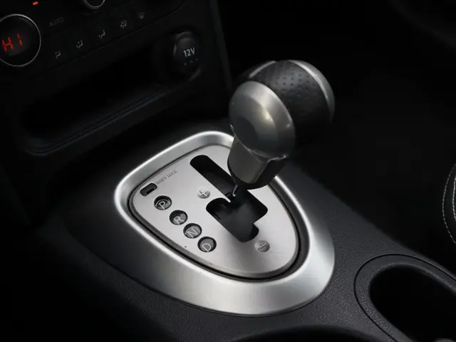 Nissan QASHQAI 2.0 Acenta navi LM automaat 2013 Benzine 12