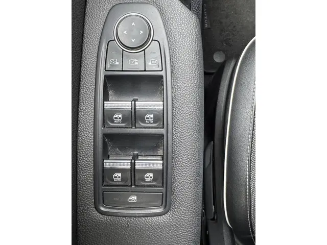 Renault Captur 1.0 TCe 100 Intens 2020 Benzine 22