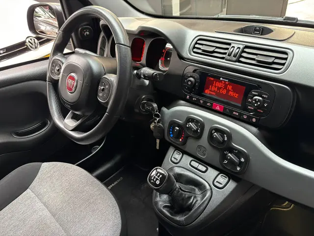 Fiat Panda 1.2 Lounge / Airco 2018 Benzine 11