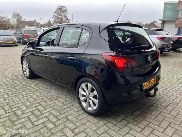 Opel Corsa 1.4 Edition AIRCO*CRUISE* 2016 Benzine 6