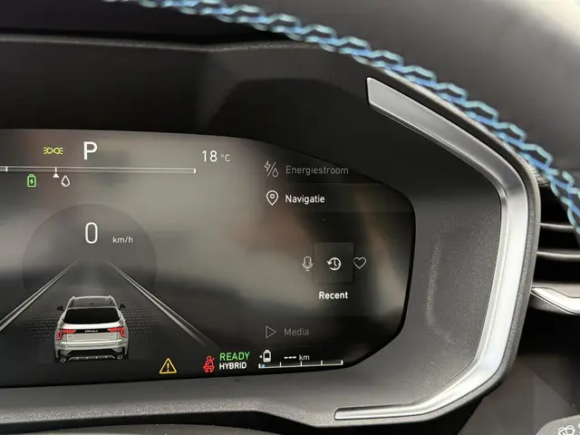 Lynk & Co 01 1.5 PHEV Business Edition 2025 Hybride Benzine 16