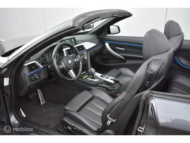 BMW 4 Serie Cabrio 435i M Sport 2014 Benzine 8