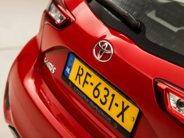 Toyota Yaris 1.0 VVT-i Sport 2017 Benzine 25