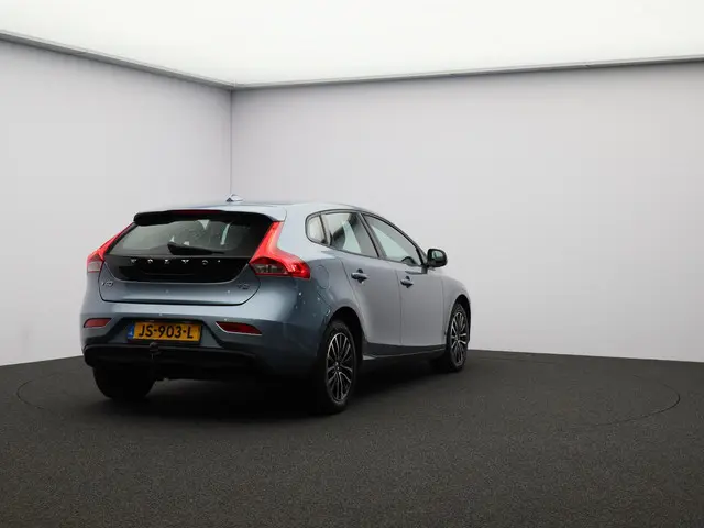 Volvo V40 2.0 T2 Nordic+ 2016 Benzine 20