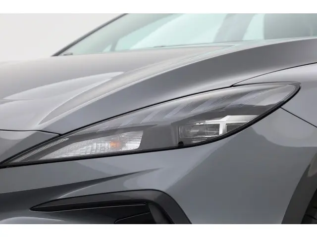 MG MG4 Electric Standard 51 kWh 2025 Elektrisch 24