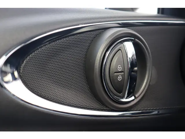 MINI Clubman Mini 2.0 JCW ALL4 Chili 2020 Benzine 29