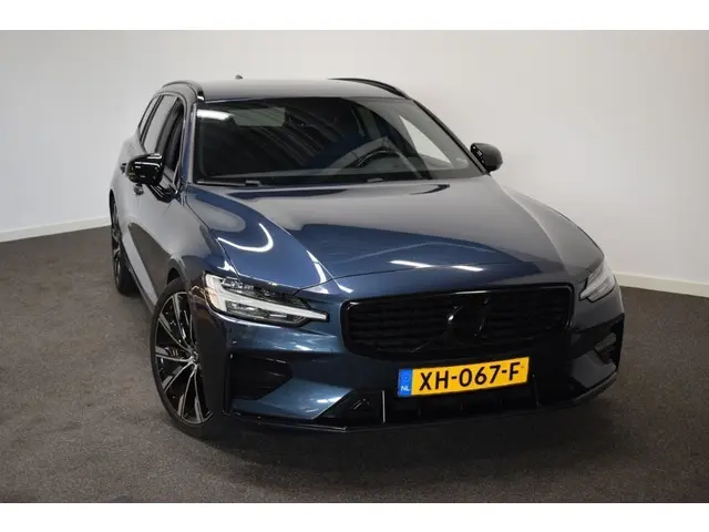 Volvo V60 2.0 T5 250pk AUT8 R-Design 2019 Benzine 15