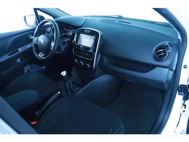 Renault Clio 0.9 TCe Limited 2018 Benzine 8