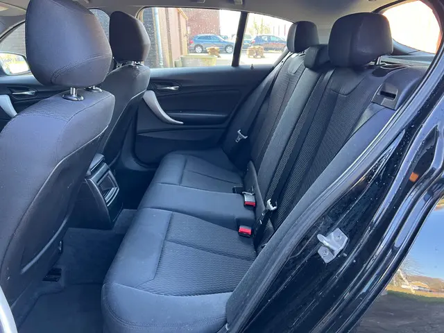 BMW 1 Serie 114i Business+ | Airco + 5-Drs | 2013 Benzine 9