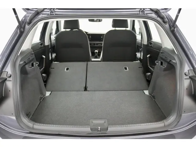 Volkswagen Polo 1.0 TSI Life antraciet 2023 Benzine 31