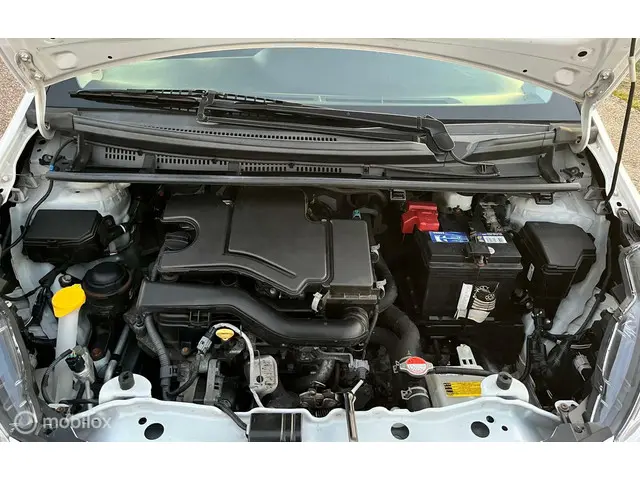 Toyota Yaris 1.0 VVT-i Aspiration 2016 Benzine 23