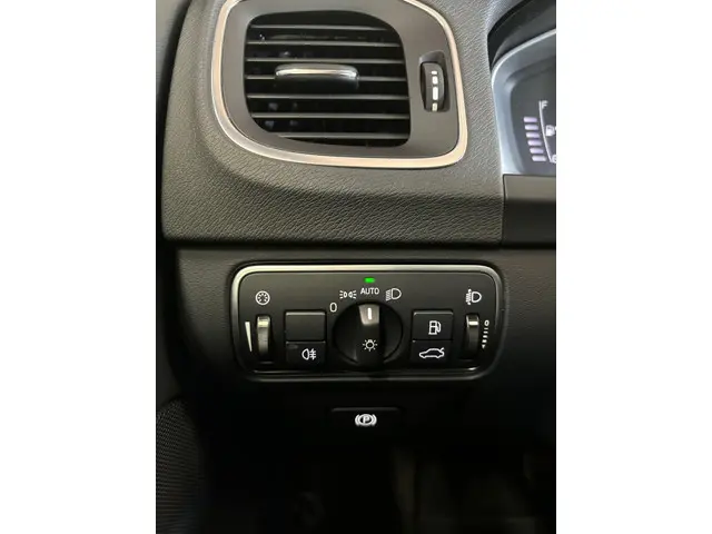 Volvo V60 1.5 T2 Nordic NAVI|100D.KM|17"LMV 2017 Benzine 15
