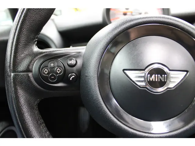MINI Cooper S Mini 1.6 Chili Automaat 2013 Benzine 18