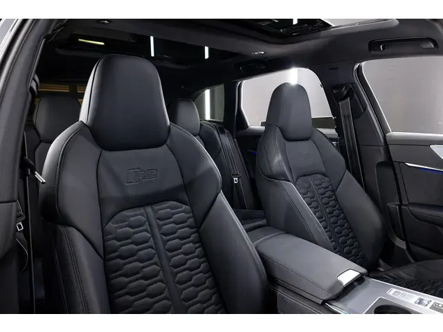 Audi RS6 Avant TFSI quattro 2022 Benzine 18