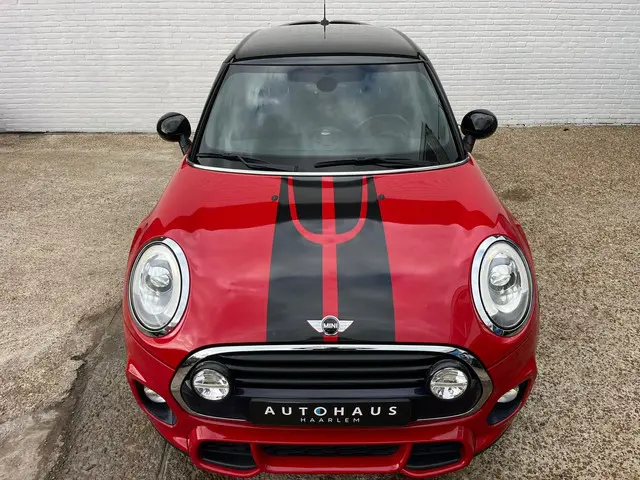 MINI Cooper 1.5 Chili Serious Business 2017 Benzine 6
