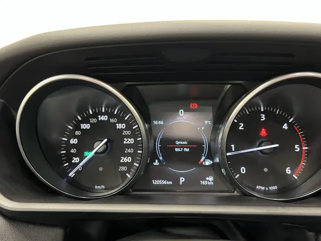 Land Rover Range Rover Sport 2.0 SD4 HSE 2018 Diesel 7