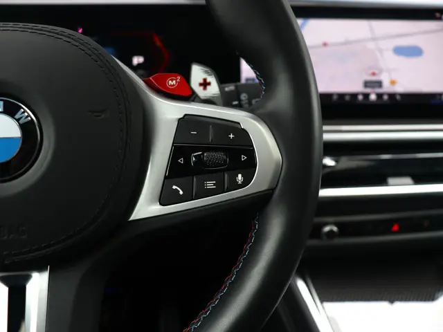 BMW X5 M Competition 2025 Benzine 22