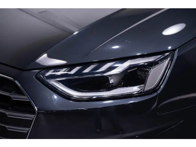 Audi A4 Avant 35 TFSI Business Edition 2021 Benzine 14