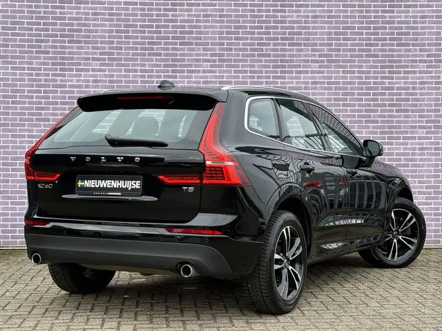Volvo XC60 2.0 T5 Momentum 2019 Benzine 3