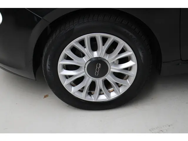 Fiat 500 1.2 Lounge 2015 Benzine 3