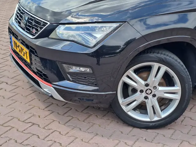 SEAT Ateca 1.5 TSI FR Business Intense 2018 Benzine 60