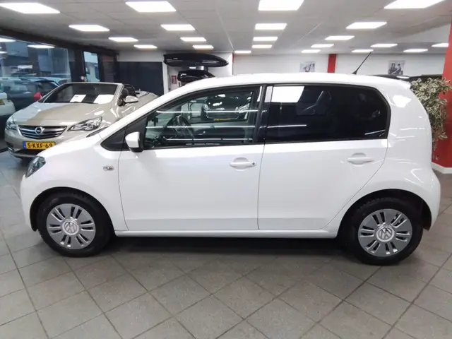 Volkswagen up! 1.0 move up! BlueMotion 2015 Benzine 4