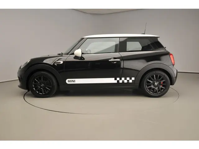 MINI 3-Deurs Cooper 2017 Benzine 2