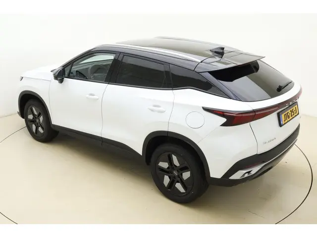 Omoda 5 SHS 1.6 T-GDi SHS-H Premium 2026 Hybride Benzine 4