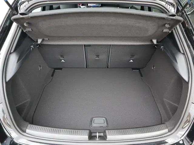 Mercedes-Benz A-Klasse 180 Star Edition 2025 Benzine 7