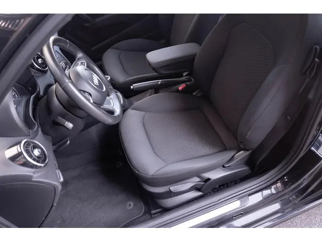 Audi A1 1.2 TFSI Attraction 2013 Benzine 28