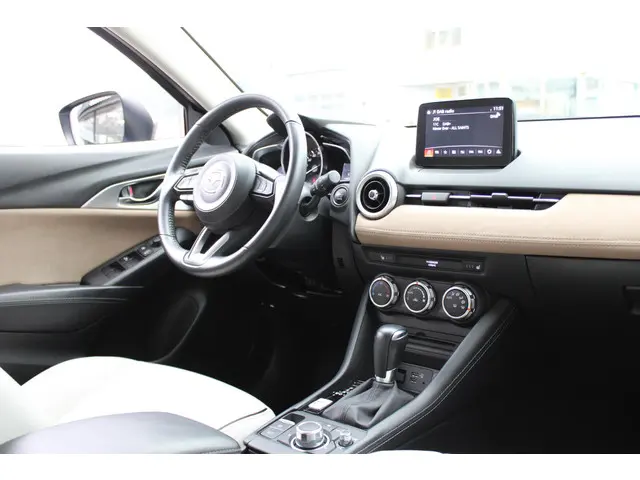 Mazda CX-3 2.0 SkyActiv-G 121 Luxury 2021 Benzine 14