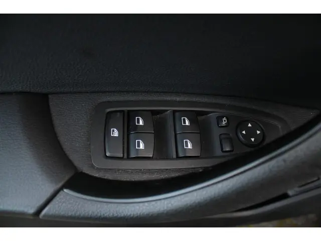 BMW X2 XDrive25e High Executive 2020 Hybride Benzine 13